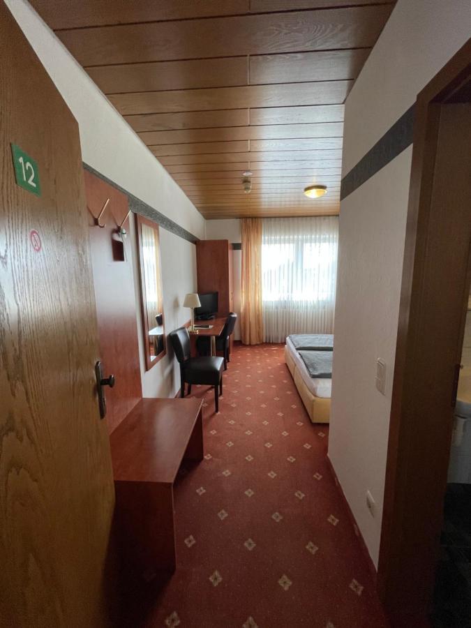 Hotel Restaurant Lenhsen Elmpt Экстерьер фото